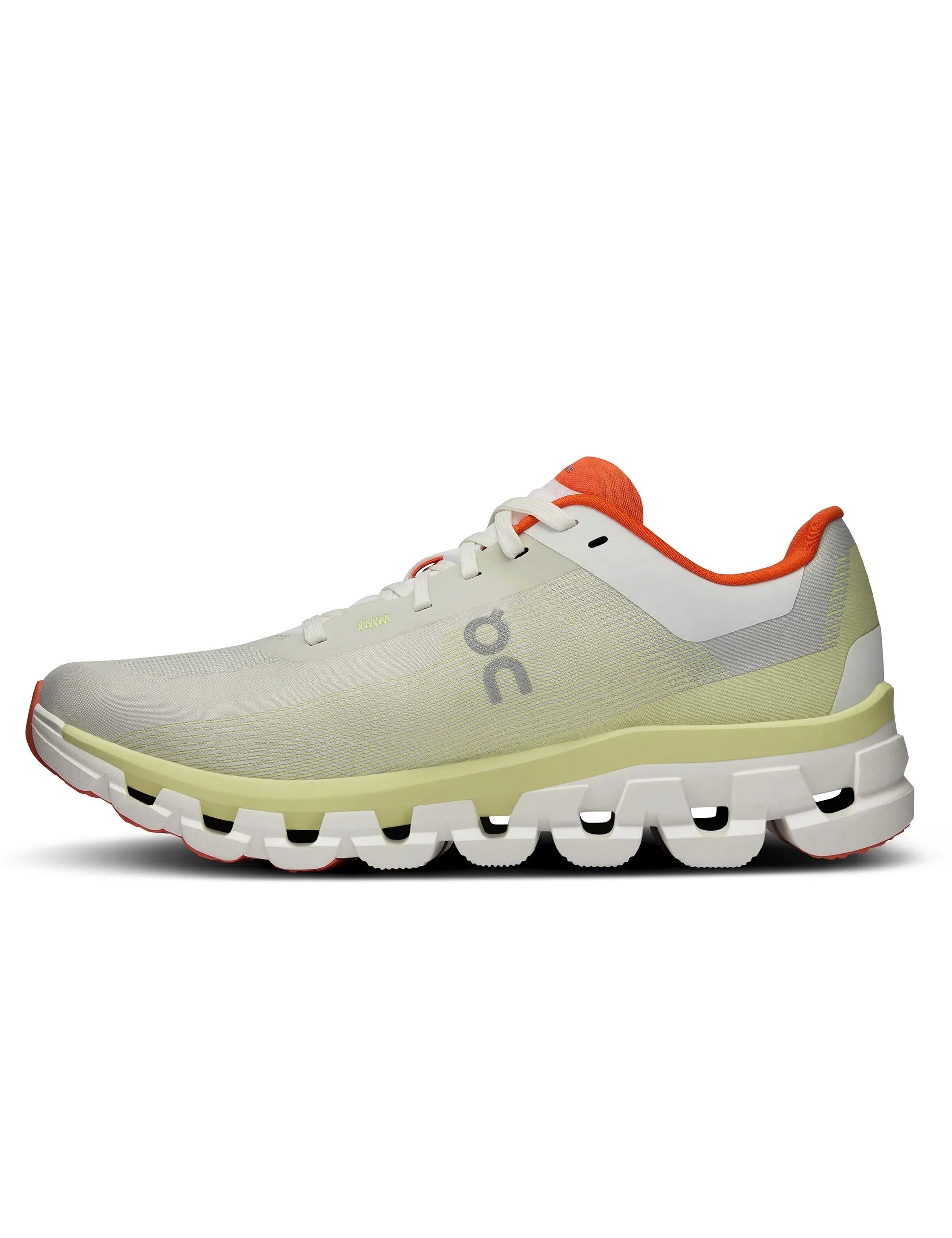 On Cloudflow 4 Mens White/Hay