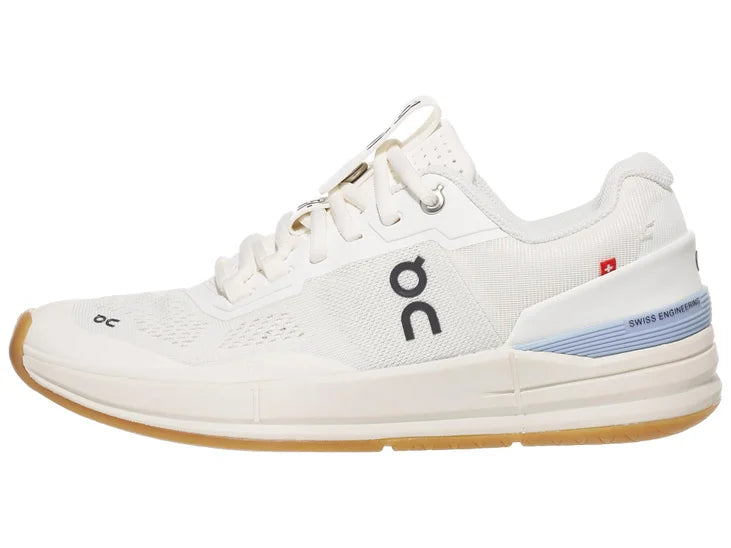 On The Roger Pro Tennis Shoe Men (Ivory/Chambray)